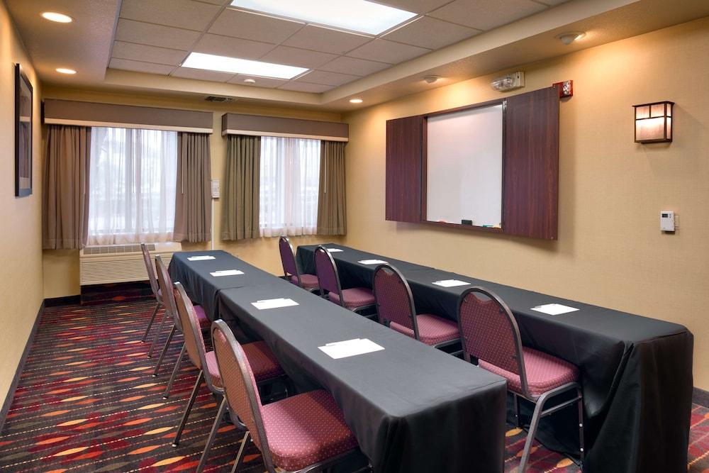 Hampton Inn By Hilton Irvine East - Лейк Форест Екстериор снимка