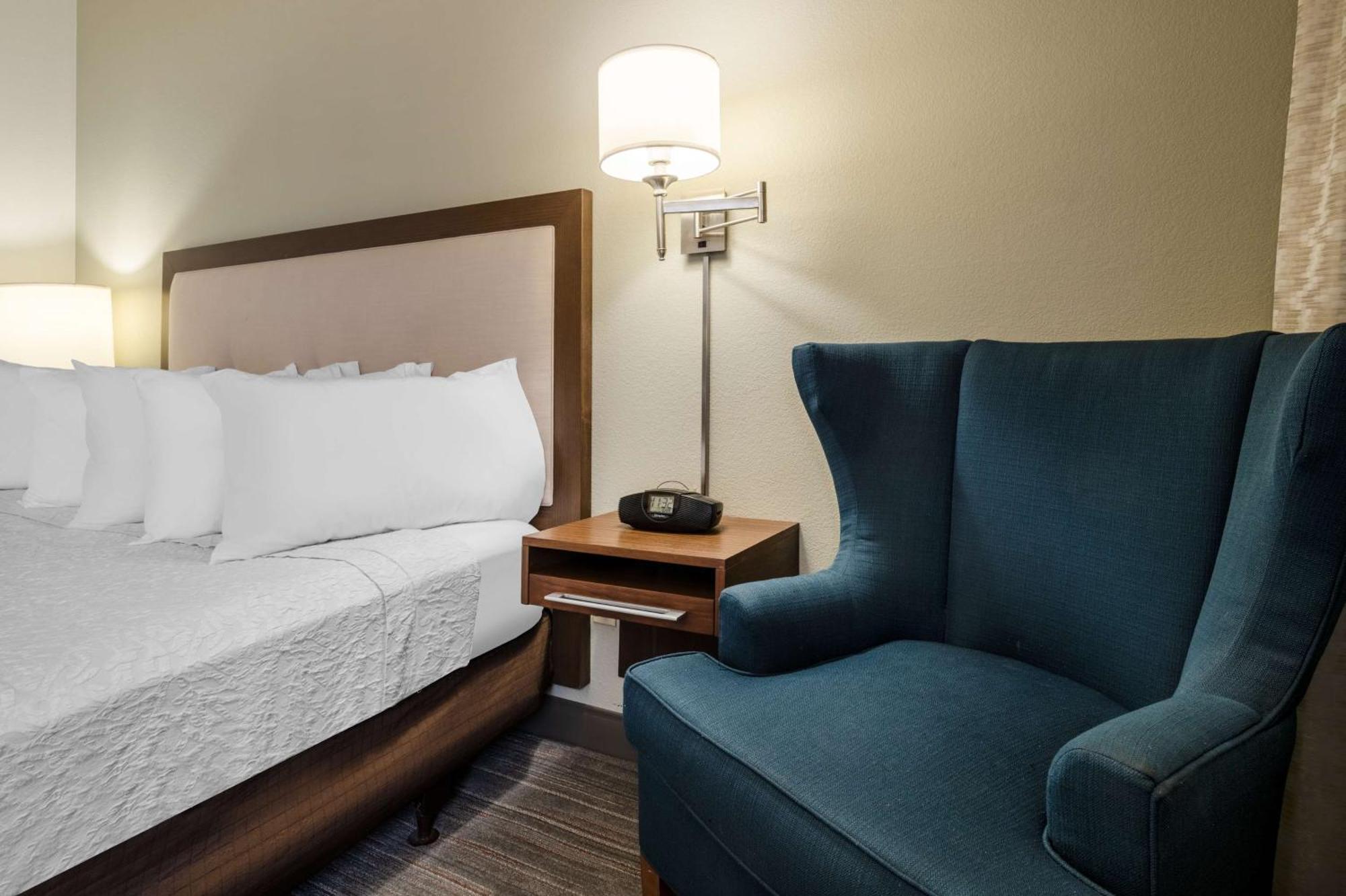 Hampton Inn By Hilton Irvine East - Лейк Форест Екстериор снимка